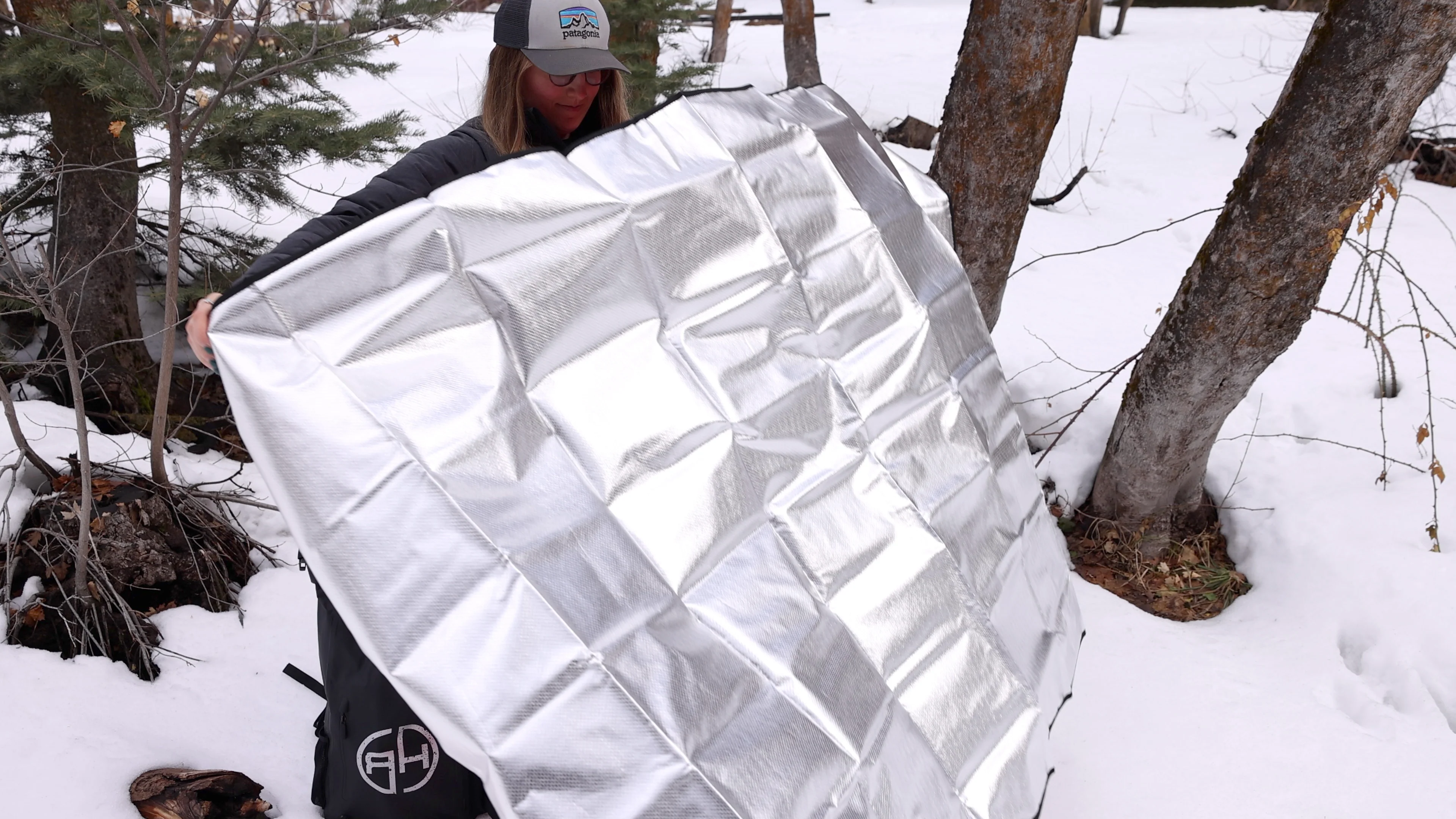 Large Deluxe Thermal Blanket - Image 11