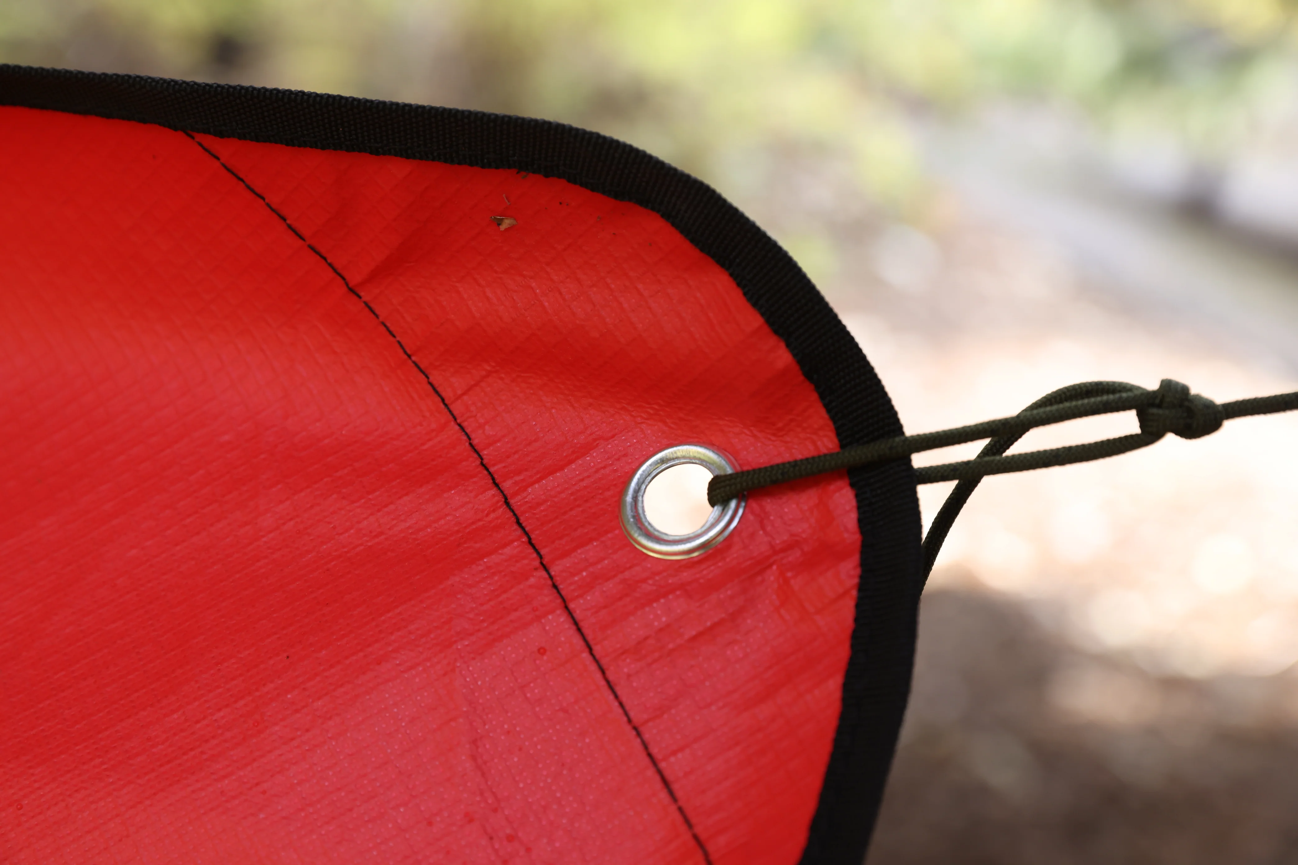 Large Deluxe Thermal Blanket - Image 14