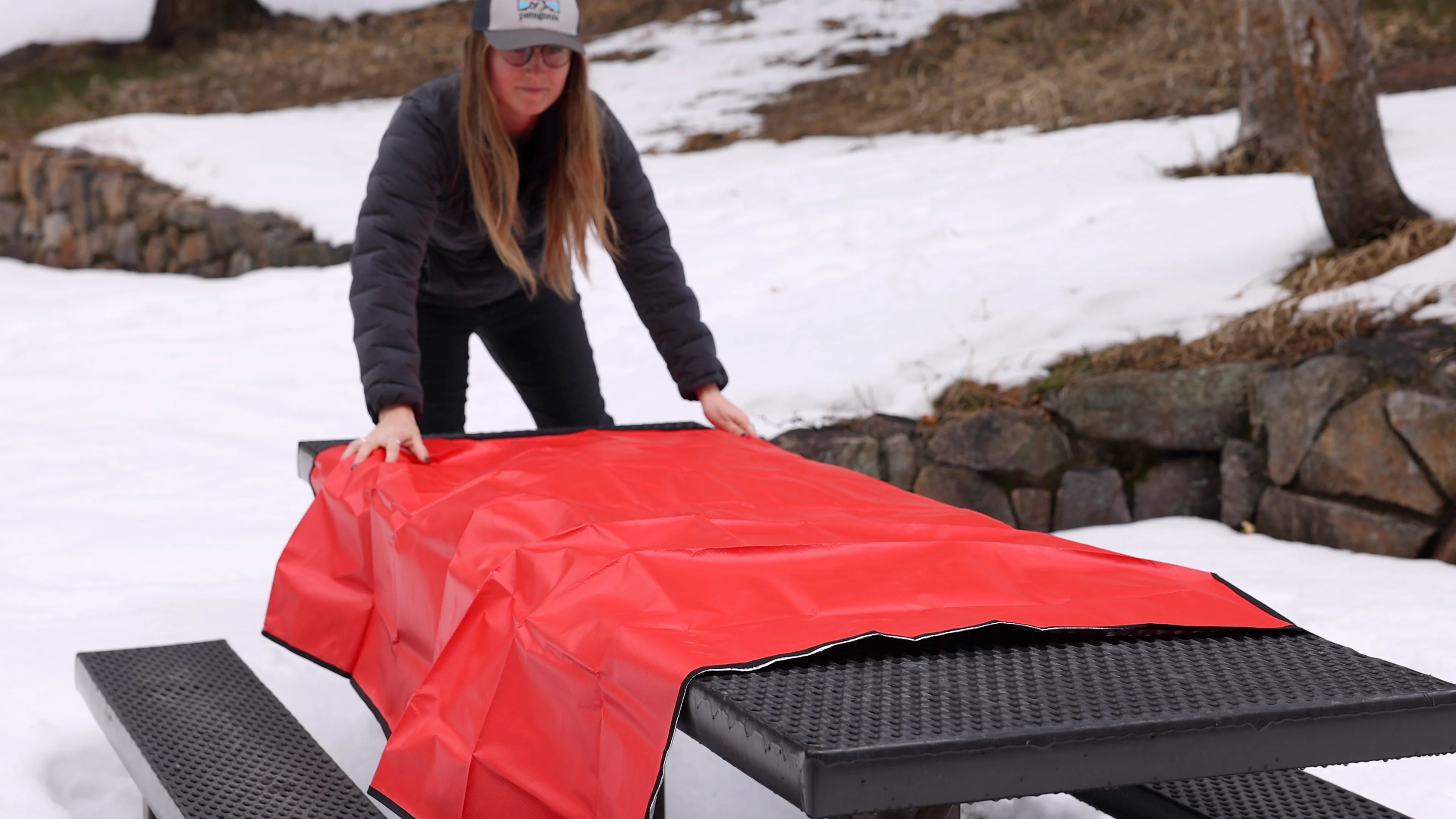 Large Deluxe Thermal Blanket - Image 3